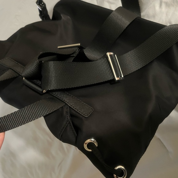 Prada backpack - Picture 3 of 9